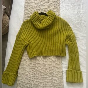 Chunky Knit cropped Turtleneck Sweater - chartreuse